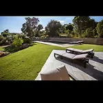L'orangerie, 2 , Piscine, 4personnes *