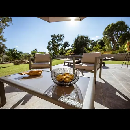 L'orangerie, 2 , Piscine, 4personnes *