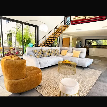 L'orangerie, 2 , Piscine, 4personnes * ليسي