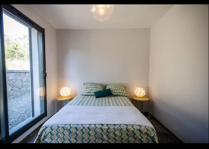 L'orangerie, 2 , Piscine, 4personnes Villa