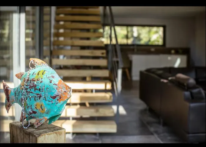 Villa L'orangerie, 2 , Piscine, 4personnes Lecci